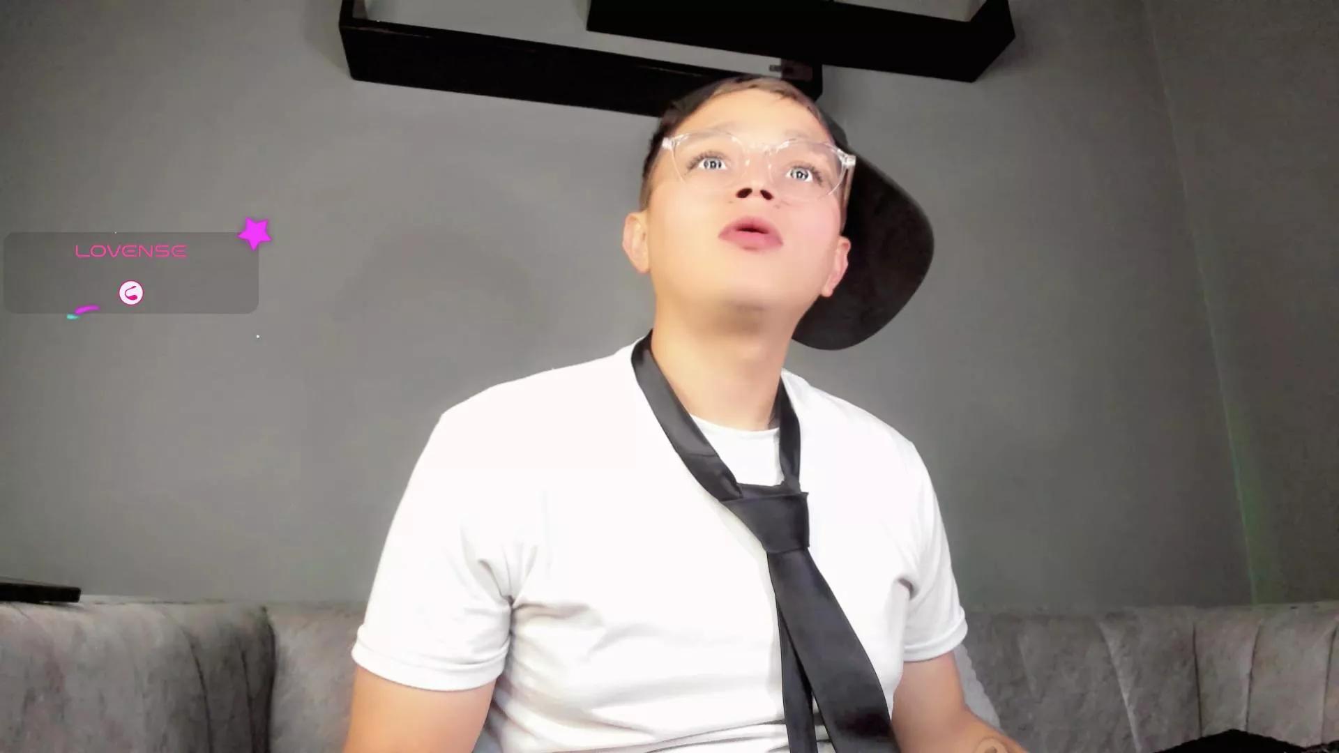 TimWolf_ on Cam4 