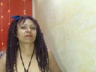 thaylanaa on CamSoda 
