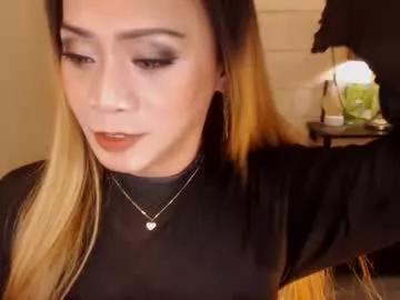 Girls: discover live performances with matured cam models, from teasing to fixations, in a variety of stunning live sex cams.