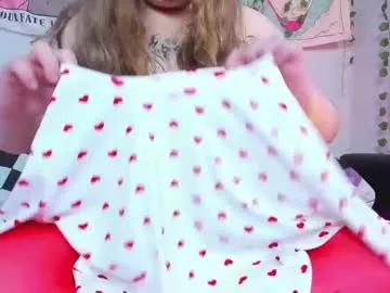 Girls: discover live performances with matured cam models, from teasing to fixations, in a variety of stunning live sex cams.