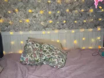 Girls: discover live performances with matured cam models, from teasing to fixations, in a variety of stunning live sex cams.