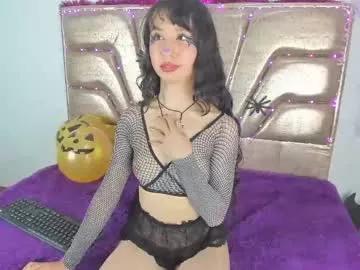 Girls: discover live performances with matured cam models, from teasing to fixations, in a variety of stunning live sex cams.