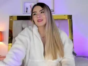 Girls: discover live performances with matured cam models, from teasing to fixations, in a variety of stunning live sex cams.