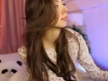 Girls: discover live performances with matured cam models, from teasing to fixations, in a variety of stunning live sex cams.