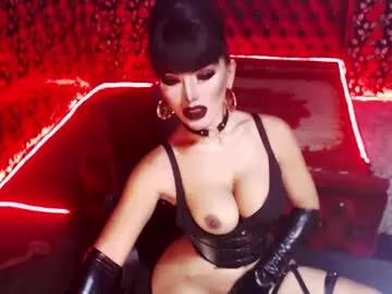 Girls: discover live performances with matured cam models, from teasing to fixations, in a variety of stunning live sex cams.