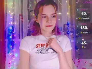 Girls: discover live performances with matured cam models, from teasing to fixations, in a variety of stunning live sex cams.