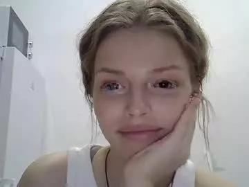 Girls: discover live performances with matured cam models, from teasing to fixations, in a variety of stunning live sex cams.
