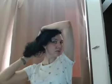 Girls: discover live performances with matured cam models, from teasing to fixations, in a variety of stunning live sex cams.