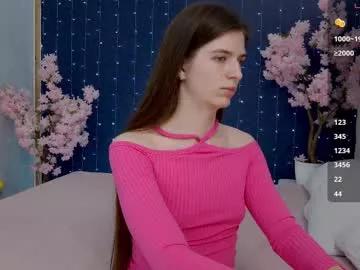 Girls: discover live performances with matured cam models, from teasing to fixations, in a variety of stunning live sex cams.