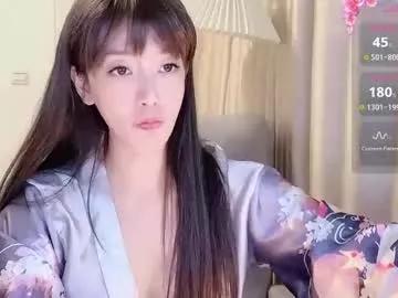 Girls: discover live performances with matured cam models, from teasing to fixations, in a variety of stunning live sex cams.