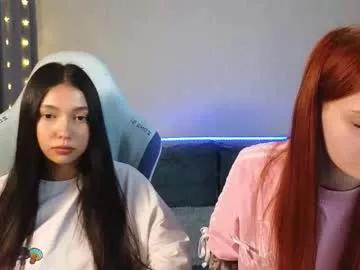 Girls: discover live performances with matured cam models, from teasing to fixations, in a variety of stunning live sex cams.