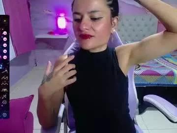 Girls: discover live performances with matured cam models, from teasing to fixations, in a variety of stunning live sex cams.