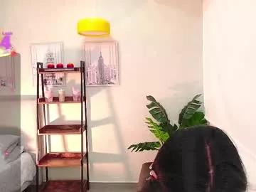 Girls: discover live performances with matured cam models, from teasing to fixations, in a variety of stunning live sex cams.