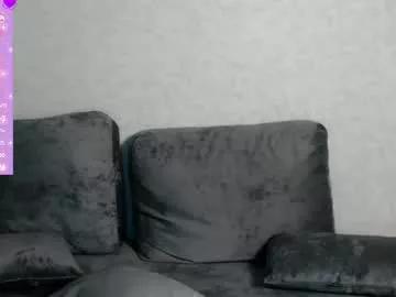 Girls: discover live performances with matured cam models, from teasing to fixations, in a variety of stunning live sex cams.
