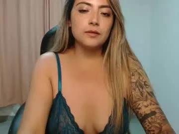 Girls: discover live performances with matured cam models, from teasing to fixations, in a variety of stunning live sex cams.
