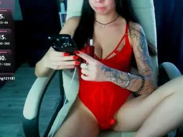 Girls: discover live performances with matured cam models, from teasing to fixations, in a variety of stunning live sex cams.