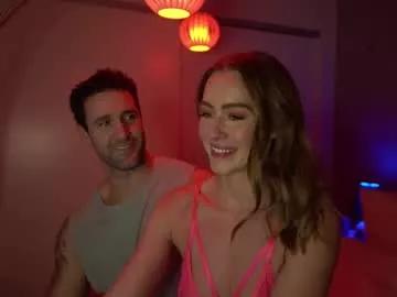aaron_and_anna from Chaturbate