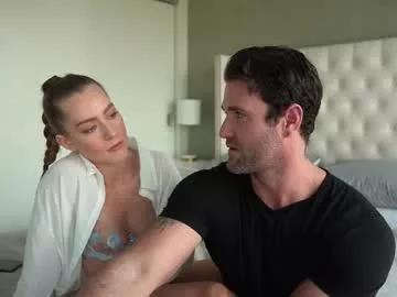 aaron_and_anna from Chaturbate