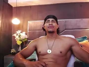 Girls: discover live performances with matured cam models, from teasing to fixations, in a variety of stunning live sex cams.