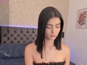 Girls: discover live performances with matured cam models, from teasing to fixations, in a variety of stunning live sex cams.