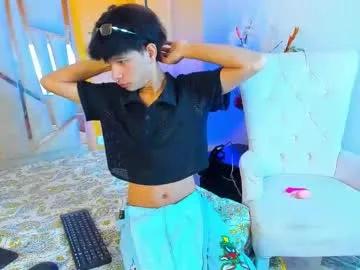 adrien_twink