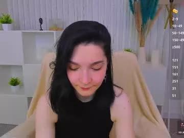 Girls: discover live performances with matured cam models, from teasing to fixations, in a variety of stunning live sex cams.