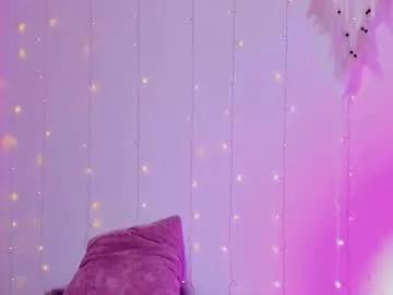 Girls: discover live performances with matured cam models, from teasing to fixations, in a variety of stunning live sex cams.
