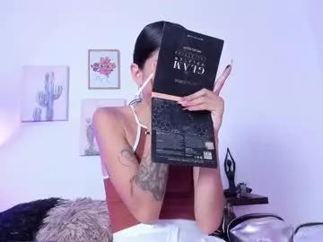 Girls: discover live performances with matured cam models, from teasing to fixations, in a variety of stunning live sex cams.