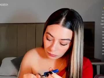 Girls: discover live performances with matured cam models, from teasing to fixations, in a variety of stunning live sex cams.