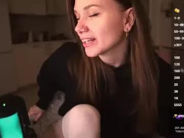 Girls: discover live performances with matured cam models, from teasing to fixations, in a variety of stunning live sex cams.