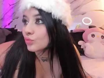 Girls: discover live performances with matured cam models, from teasing to fixations, in a variety of stunning live sex cams.