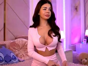 Girls: discover live performances with matured cam models, from teasing to fixations, in a variety of stunning live sex cams.