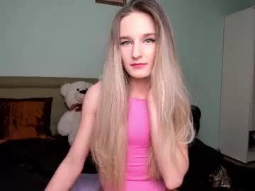 Girls: discover live performances with matured cam models, from teasing to fixations, in a variety of stunning live sex cams.