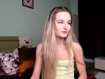 Girls: discover live performances with matured cam models, from teasing to fixations, in a variety of stunning live sex cams.