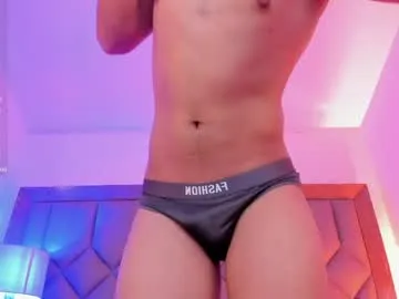 alexpetite_