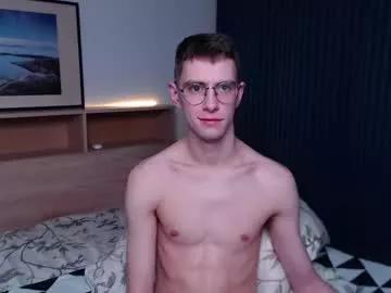 Girls: discover live performances with matured cam models, from teasing to fixations, in a variety of stunning live sex cams.