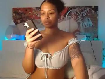 Girls: discover live performances with matured cam models, from teasing to fixations, in a variety of stunning live sex cams.