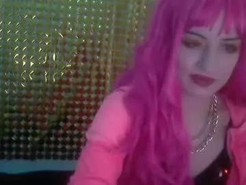 Girls: discover live performances with matured cam models, from teasing to fixations, in a variety of stunning live sex cams.