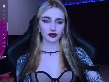 Girls: discover live performances with matured cam models, from teasing to fixations, in a variety of stunning live sex cams.