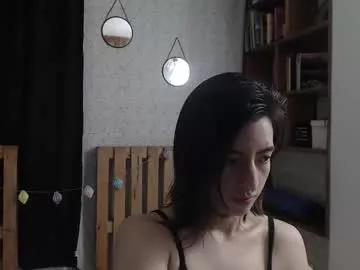 Girls: discover live performances with matured cam models, from teasing to fixations, in a variety of stunning live sex cams.