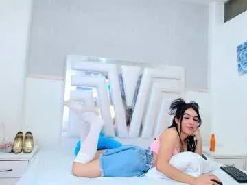 Girls: discover live performances with matured cam models, from teasing to fixations, in a variety of stunning live sex cams.