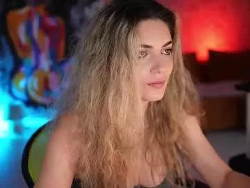 alliesynns from Chaturbate
