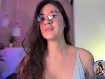 Girls: discover live performances with matured cam models, from teasing to fixations, in a variety of stunning live sex cams.