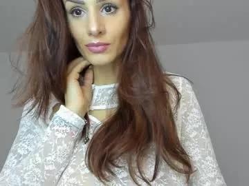 Girls: discover live performances with matured cam models, from teasing to fixations, in a variety of stunning live sex cams.