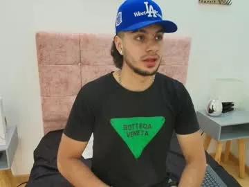 amadeo_wild from Chaturbate