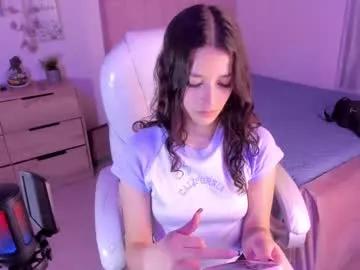 Girls: discover live performances with matured cam models, from teasing to fixations, in a variety of stunning live sex cams.