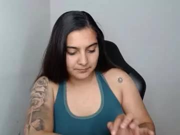Girls: discover live performances with matured cam models, from teasing to fixations, in a variety of stunning live sex cams.