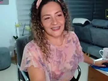 amanda_bella1 from Chaturbate