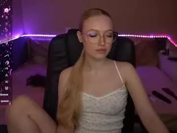 Girls: discover live performances with matured cam models, from teasing to fixations, in a variety of stunning live sex cams.