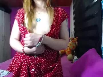 Girls: discover live performances with matured cam models, from teasing to fixations, in a variety of stunning live sex cams.